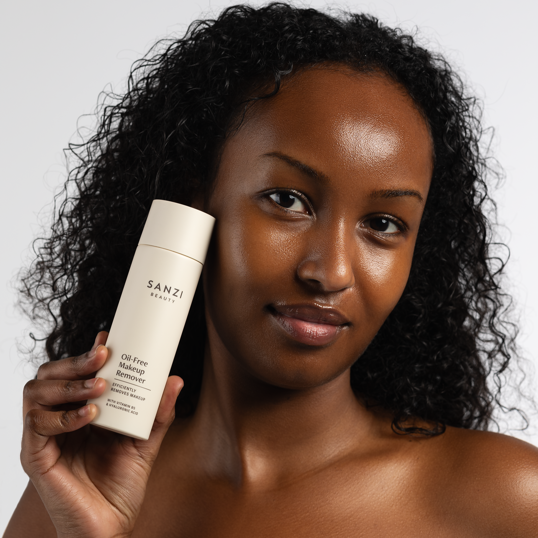 OIL-FREE MAKEUP REMOVER