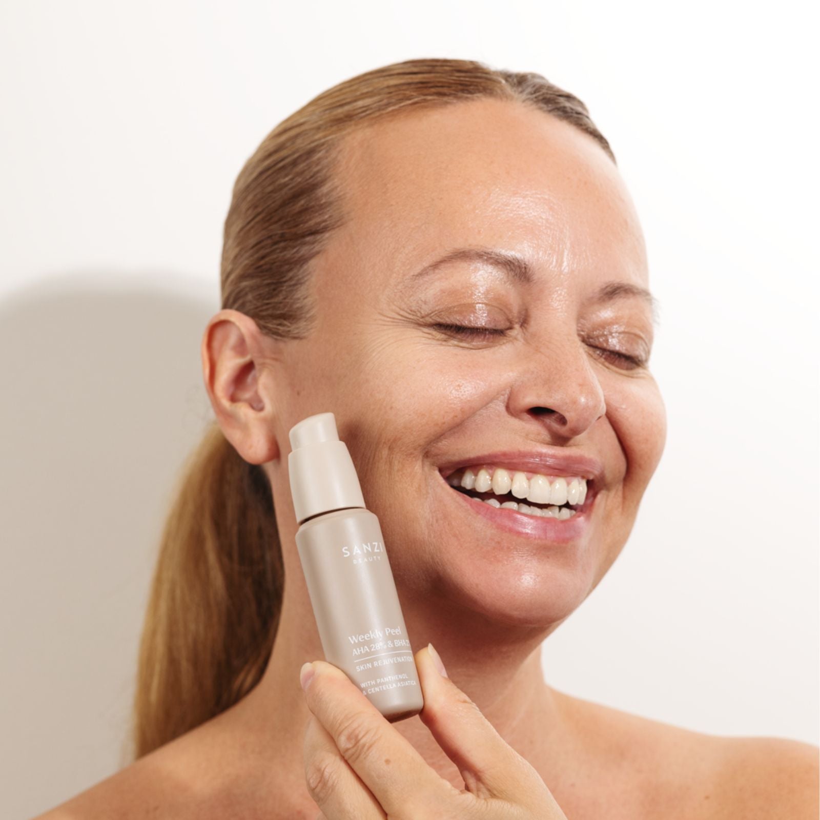 WEEKLY PEEL MED 28% AHA & 2% BHA