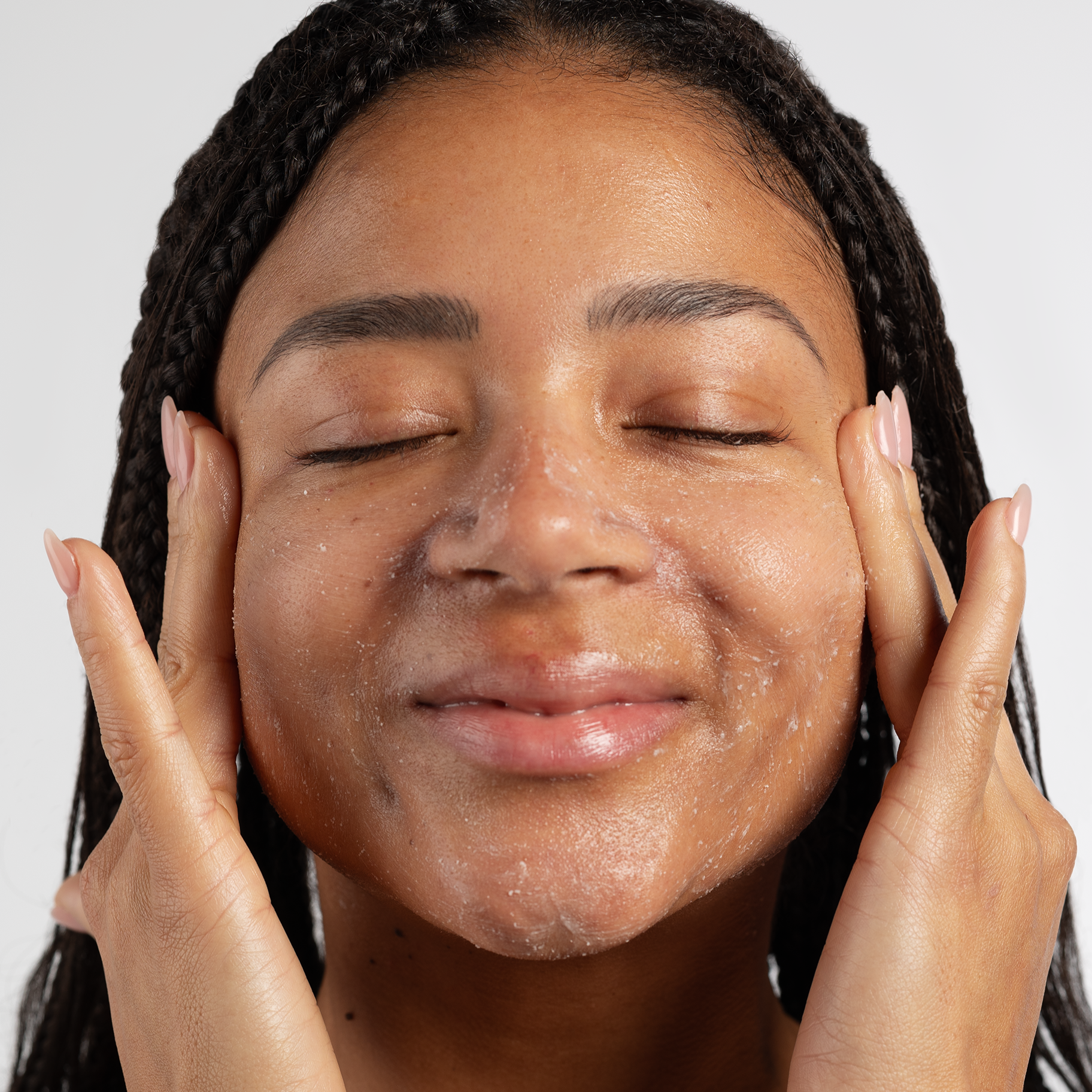 EXFOLIATING FACE SCRUB