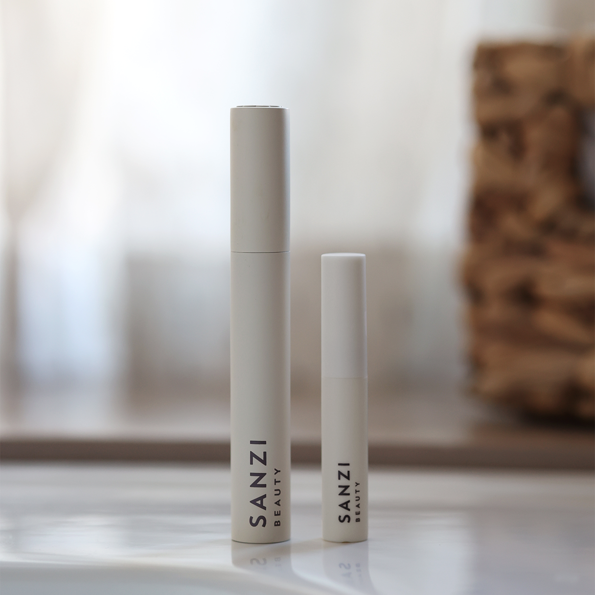 EYELASH GROWTH SERUM