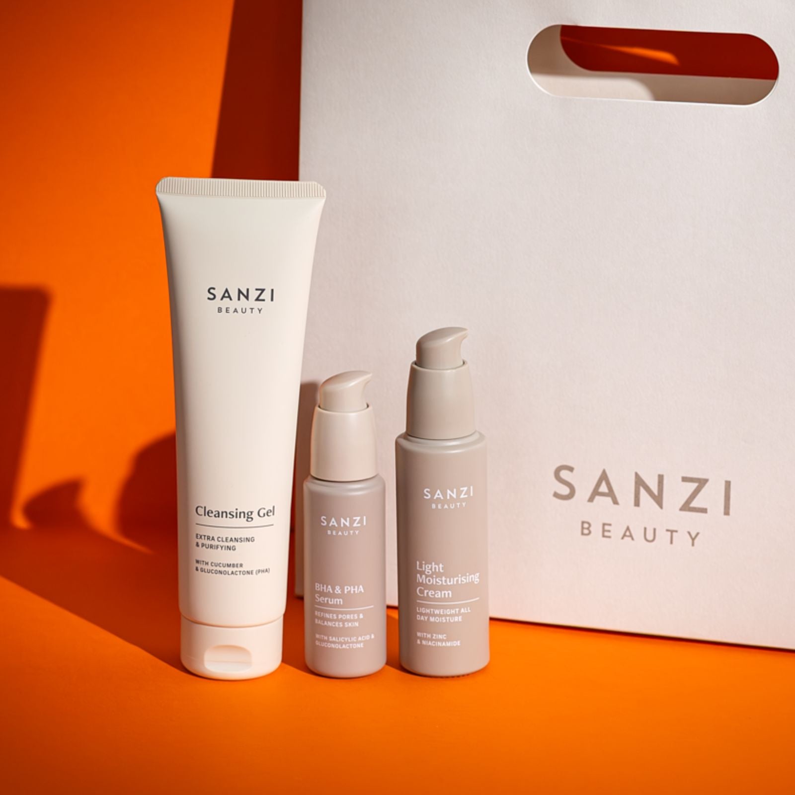 JULEPAKKE: CLEANSING GEL + BHA & PHA SERUM + LIGHT MOISTURISING CREAM