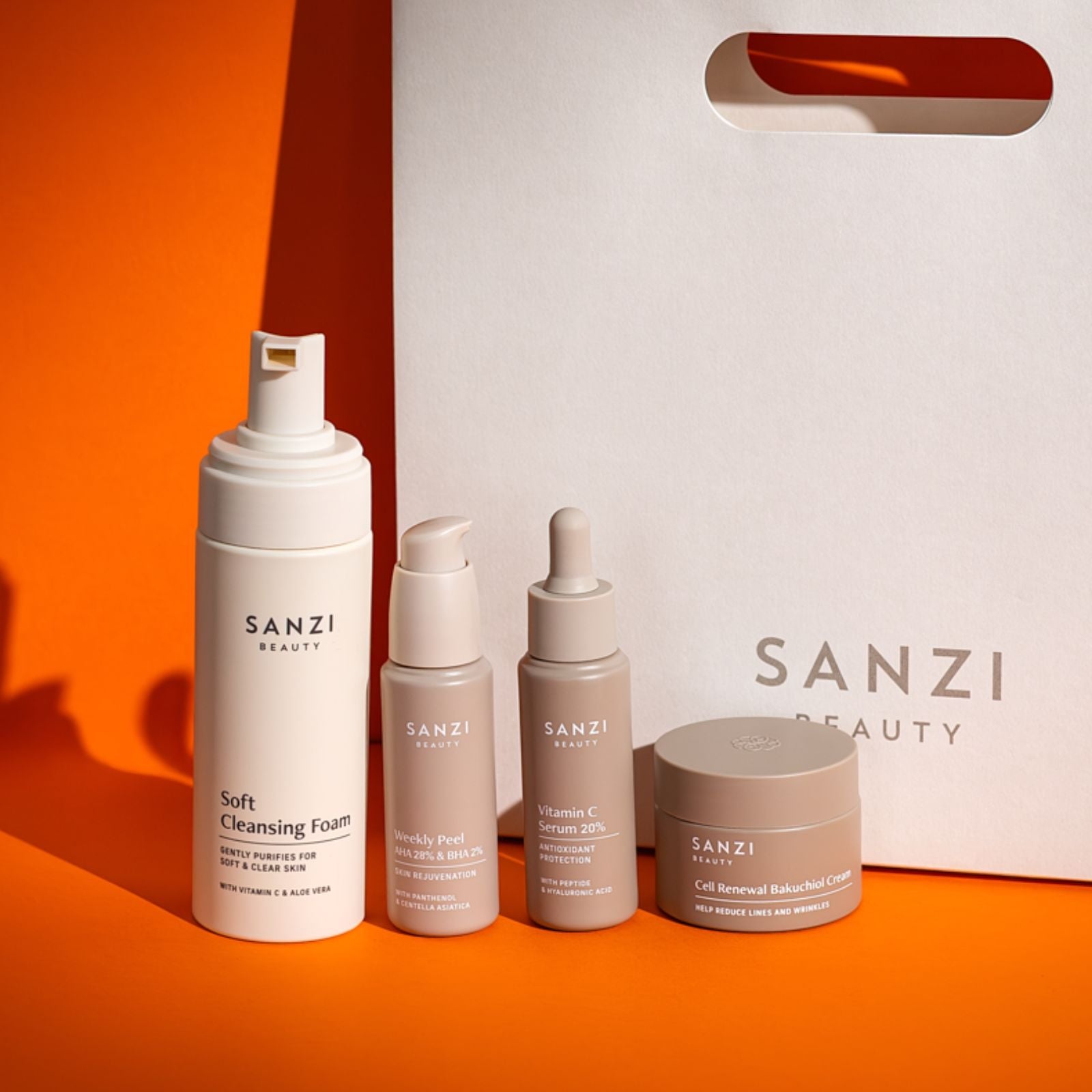 JULEPAKKE: CLEANSE + VITAMIN C SERUM + BAKUCHIOL CREAM + WEEKLY PEEL